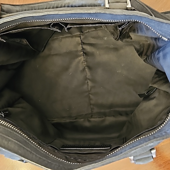 Rebecca Minkoff Gray Soft Suede Fringe Handbag w/ Crossbody Shoulder Strap - Picture 10 of 16